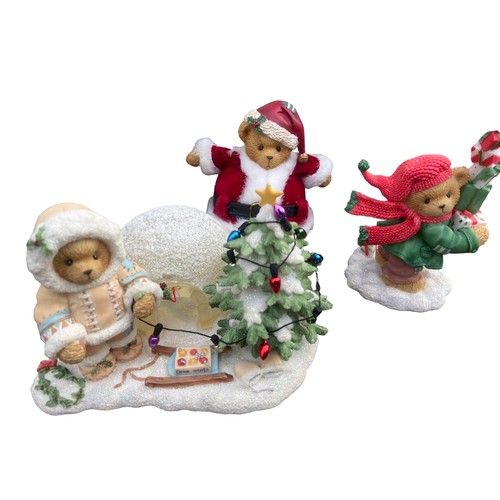 30 - CHERISH TEDDIES XMAS FIGURES