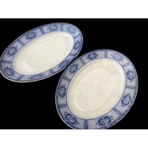 141 - 4 GRADUATED BLUE AND WHITE PLATTERS