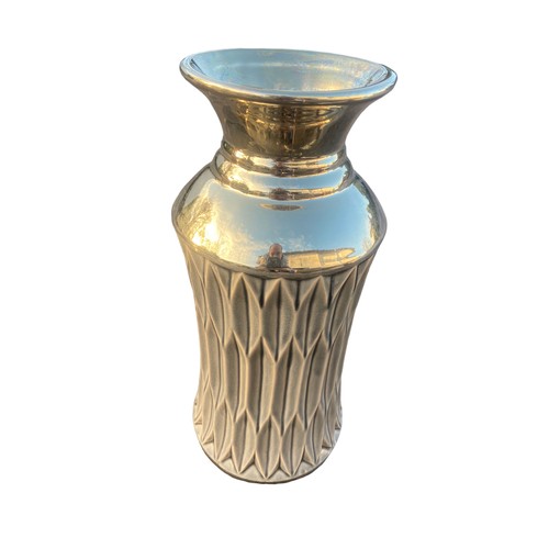 169 - A NEW GOLD AND GREY VASE IN RETRO STYLE