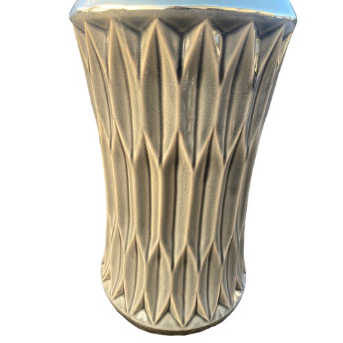 169 - A NEW GOLD AND GREY VASE IN RETRO STYLE