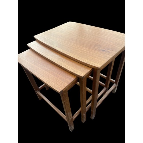 183 - A RETRO TEAK NEST OF 3 TABLES BY GILLESPIE & WOODSIDE LIMITED BELFAST