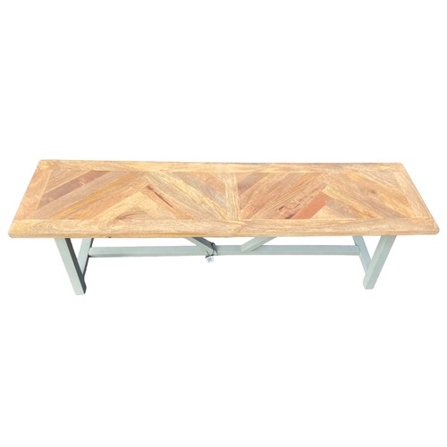 182 - A NEW NATURAL WOOD FINISH TOPPED BENCH SEAT WITH GREEN BASE 61.5X16