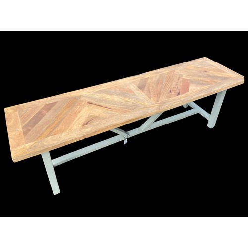 182 - A NEW NATURAL WOOD FINISH TOPPED BENCH SEAT WITH GREEN BASE 61.5X16