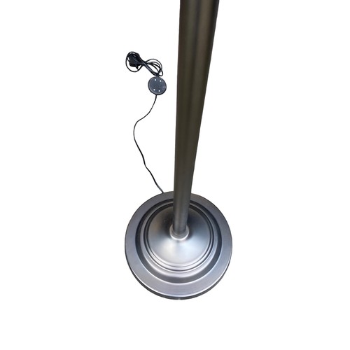 86 - A NEW INDUSTRIAL STYLE FLOOR LAMP WITH COUNTER WEIGHT FOR ADJUSTING HEIGHT