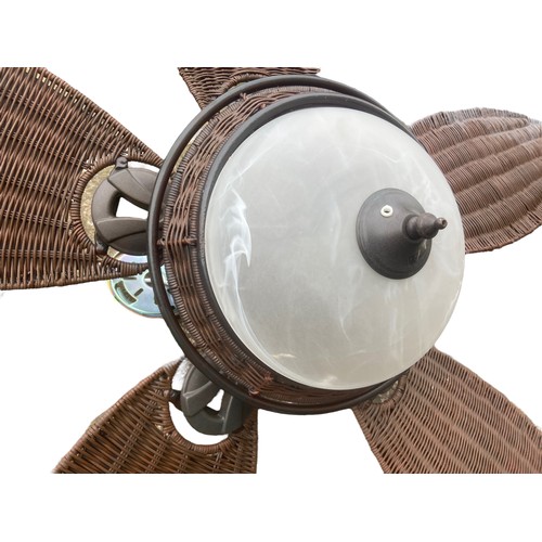 123 - LARGE QUALITY CEILING FAN LIGHT