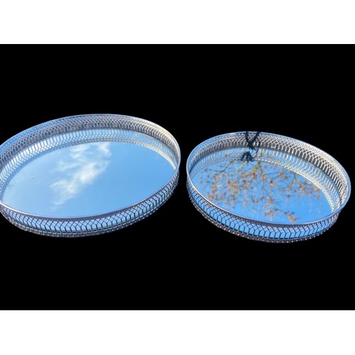 347 - 2 GRADUATED PIERCED METAL CIRCULAR MIRRORED TRAYS