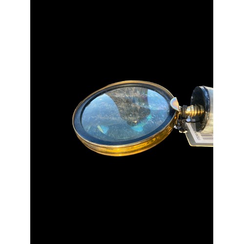 349 - A NEW NEW MAGNIFYING GLASS IN HORN HANDLE STYLE