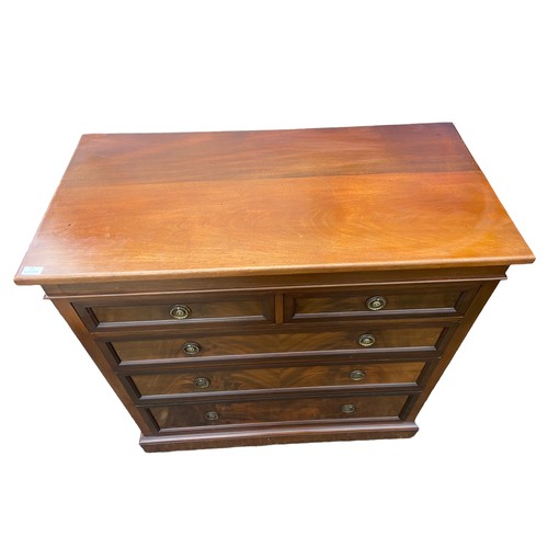 392 - AN ANTIQUE FLAME MAHOGANY 2 OVER 3 CHEST OF DRAWERS