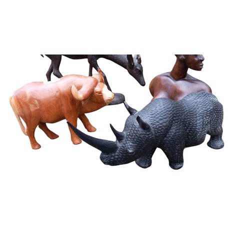 395 - QTY OF WOODEN ANIMALS/FIGURES