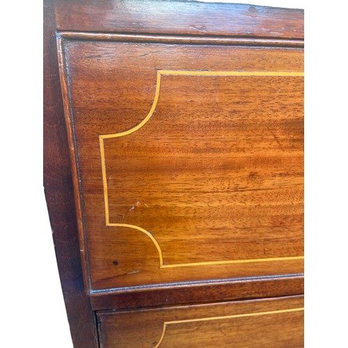 640 - A BEAUTIFULLY INLAID GEORGIAN MAHOGANY 2/3 CHEST OF DRAWERS