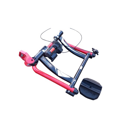 700A - AN ELITE 5 TURBO TRAINER WITH HIGH RISE