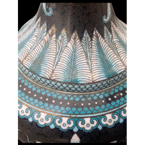 181 - A BEAUTFIULLY ORNATE ANTIQUE CLOISONNE JUG/VASE (BASE MISSING AS PHOTOGRAPHED)  APPORX 11