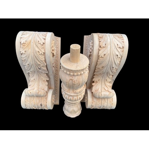 370 - 2 HIGHLY DECORATIVE CARVED CORBELS AND SPINDLE