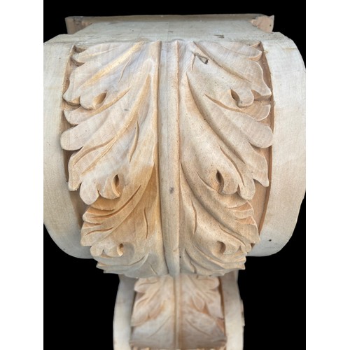 370 - 2 HIGHLY DECORATIVE CARVED CORBELS AND SPINDLE