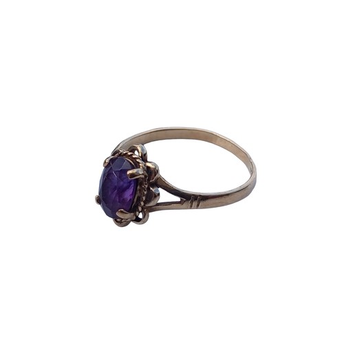 397 - STUNNING FLORAL DESIGN 9ct GOLD AMETHYST SET RING