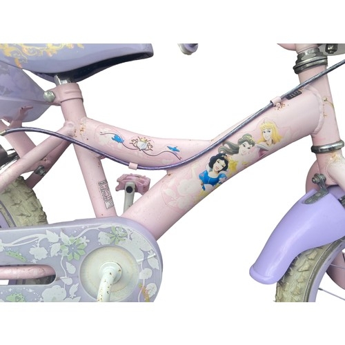 20A - A GIRLS PRINCESS BIKE