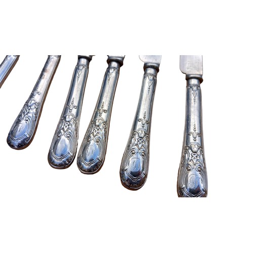 579 - 21 PIECE OF ORNATE ANTIQUE CUTLERY