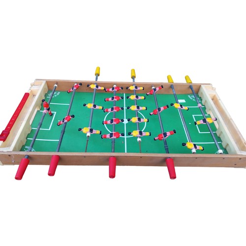 73 - A VINTAGE TABLE TOP FOOTBALL GAME