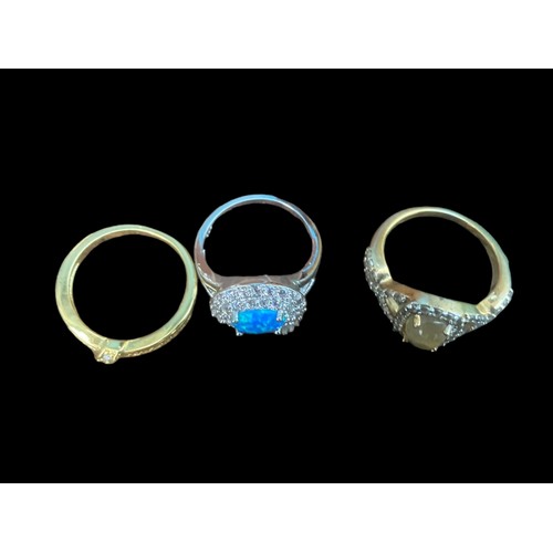 190 - 4 MIXED SILVER RINGS