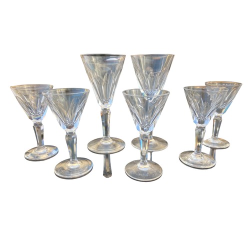 147 - A SET OF 5 & 2 LEAD  CRYSTAL GLASS