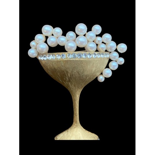 206 - A VINTAGE CHAMPAGNE GLASS BROOCH SET WITH PEARLS & CRYSTALS BOXED