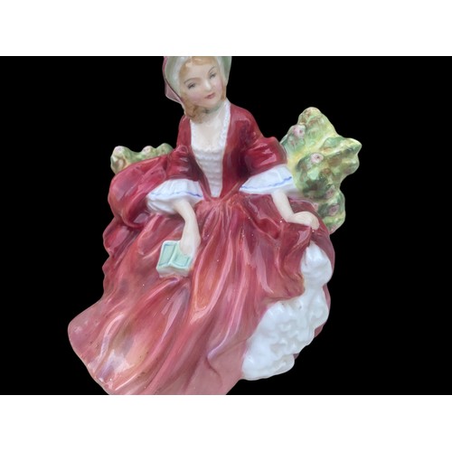 150 - 2 ROYAL DOULTON FIGRUINES CORALIE & LYDIA HN2307/HN1908