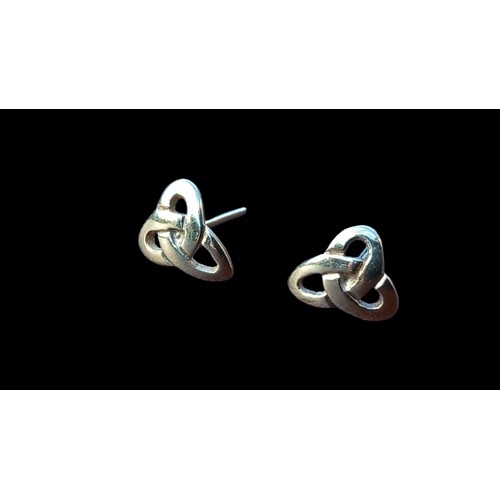 481 - A PAIR OF 3 KNOT 9CT GOLD EARRINGS