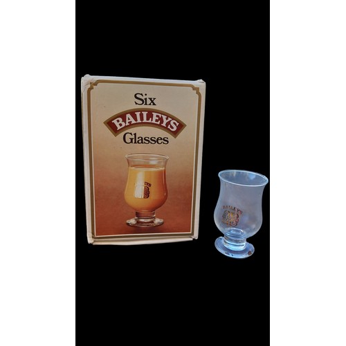 607 - A SET OF 6 BAILEYS GLASS FROM 80'S IN ORIGINAL BOX