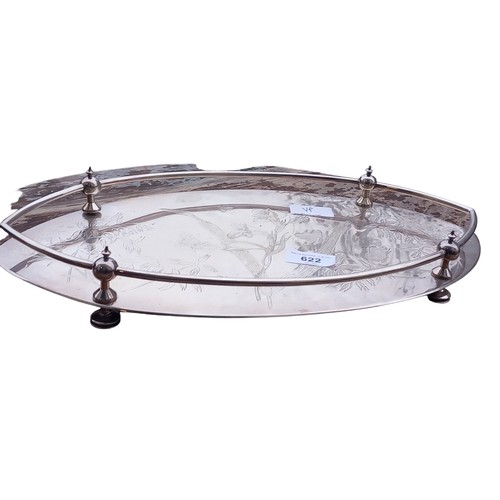 622 - A STUNNING SHAPED SILVER PLATED TRAY WITH FLORAL DISPLAY