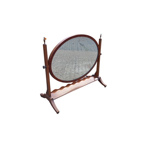 652 - A VICTORIAN DRESSING MIRROR 24 x 19