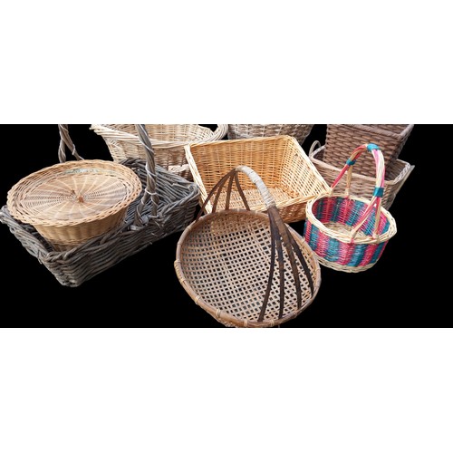 8 - MIXED LOT OF WILLOW AND CANE BASKETS