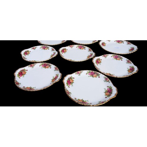 136 - 8 OLD COUNTRY ROSE SANDWICH SERVING PLATES