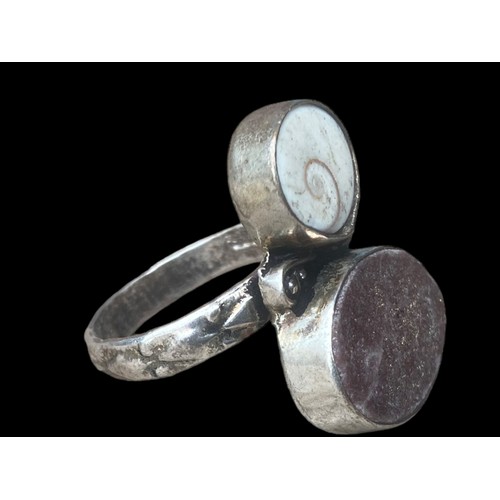 244 - AN UNUSUAL SET NATURAL STONE SILVER RING