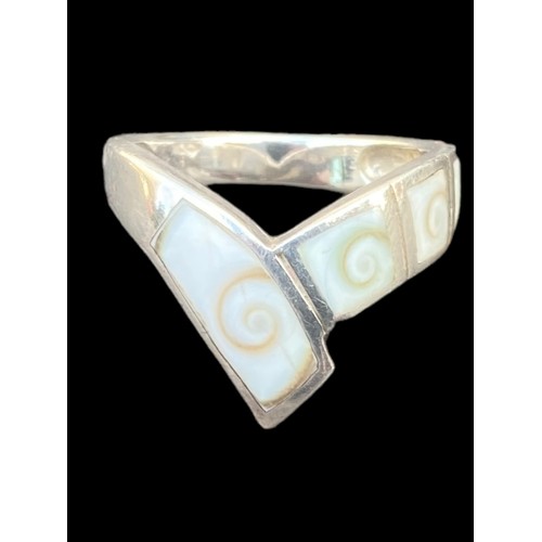 267 - A BEAUTIFUL ENAMELLED SILVER RING