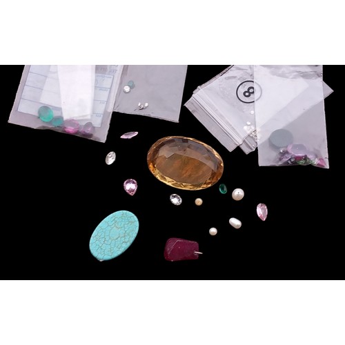 272 - A QTY OF LOOSE GEM STONES TO INCLUDE LARGE CITREN, DIAMONDN, TURQOUISE, EMERALD ETC