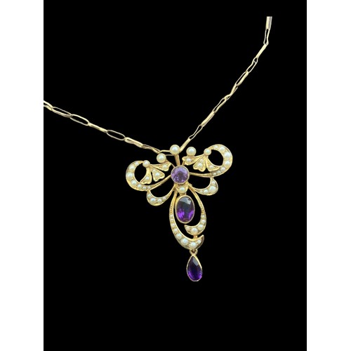 577 - A BEAUTIFUL 9CT AMETHYST & PEARL PENDANT ON A 9CT GOLD CHAIN