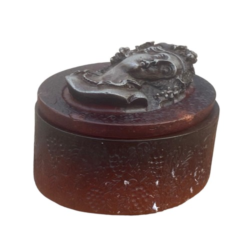 539 - A DANBIERE PARIS CAMEO PILL BOX MARKINGS TO BASE