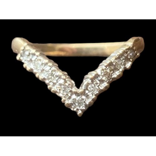 566 - A 9CT GOLD DIAMOND WISHBONE RING
