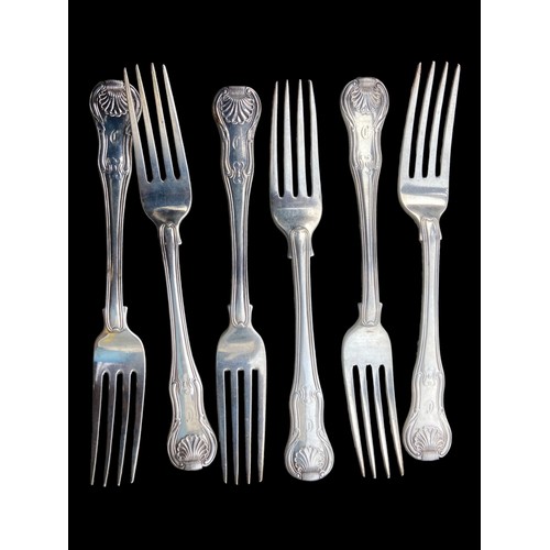 575 - A VERY HEAVY SET OF 6 GEORGIAN LONDON SILVER FORKS 594grm