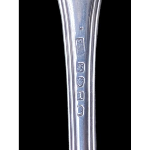 575 - A VERY HEAVY SET OF 6 GEORGIAN LONDON SILVER FORKS 594grm