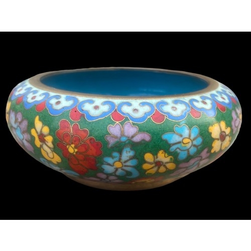 66 - A VINTAGE CLOISONNE POT