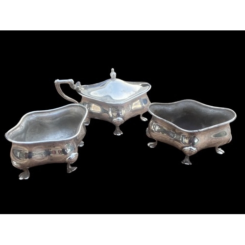 541 - A 3 PIECE LOT (2 SALT AND MUSTARD POT) OF 1917 BIRMINGHAM SILVER BY E.S. BARNSLEY &Co