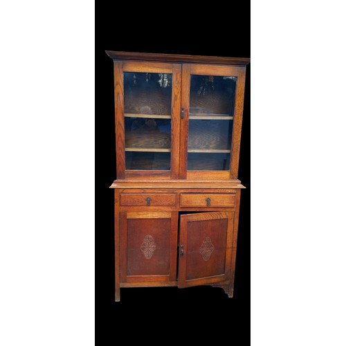 20 - A BEAUTIFUL OAK DISPLAY BOOKCASE