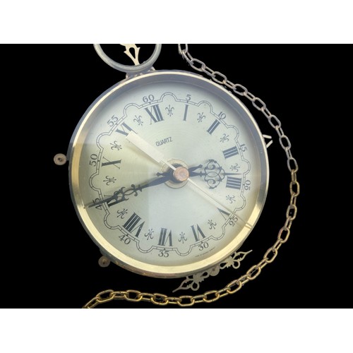 21 - POCKET WATCH CLOCK