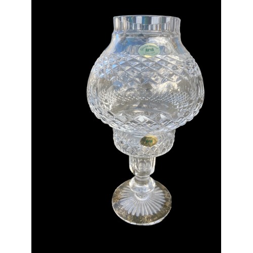 117 - A CRYSTAL LAMP BELIEVED TO BE WATERFORD 13