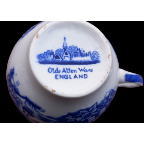 162 - OLDE ALTON WARE TEA SERVICE