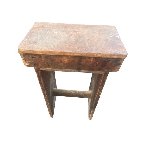 170 - A PINE STOOL