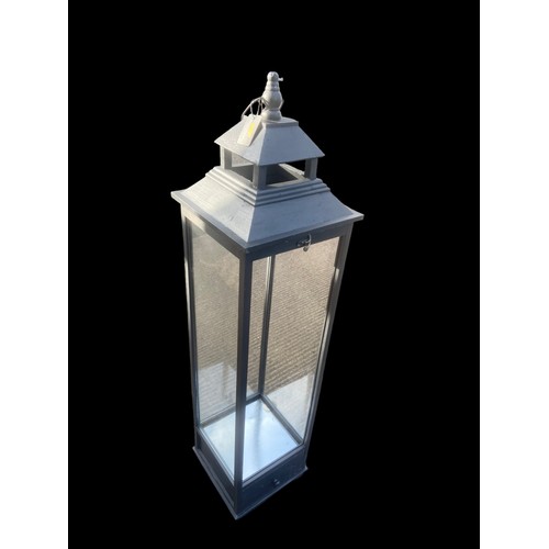 315 - A DARK GREY CANDLE LANTERN 1 GLASS PANEL MISSING 51