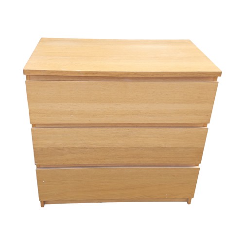 139 - OAK 3 DRAWER CHEST OF DRAWERS