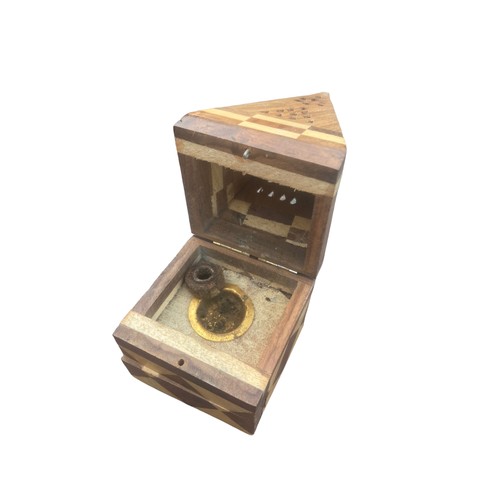 120 - A MARQUETRY INSENCE BURNER 7